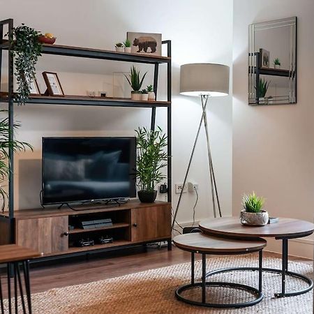 Central Maidstone Contractor Flat Екстер'єр фото